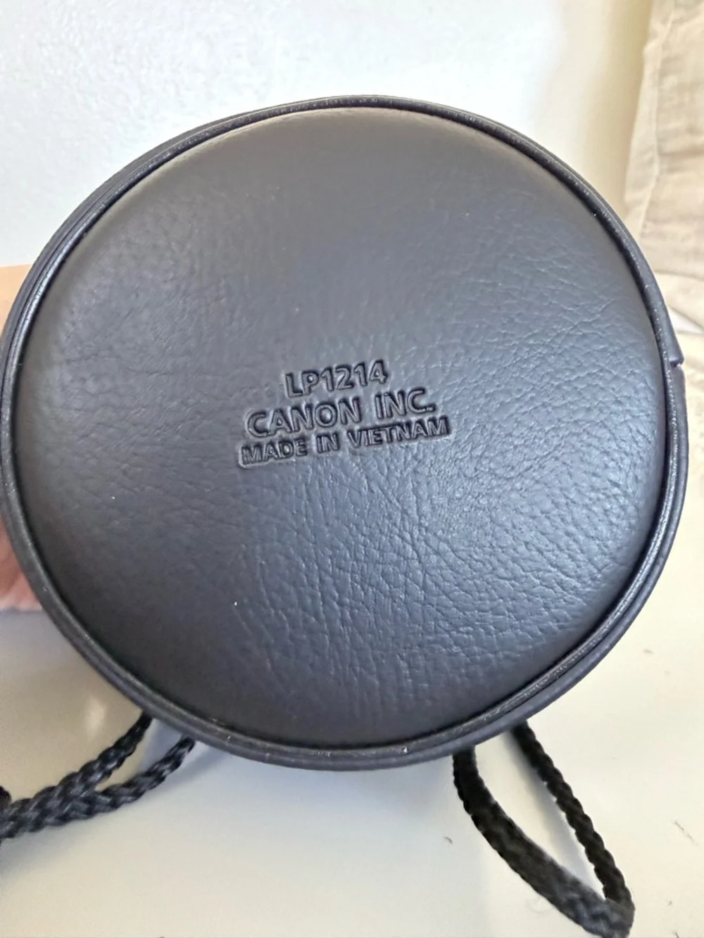 Canon LP-1214 Soft Lens Case for 20mm f/2.8 USM, 24mm f/1.4 L USM, 35mm f/1.4L